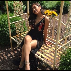 WINDSOR BLACK DRESS ROMPER WITH ROSE DESIGN